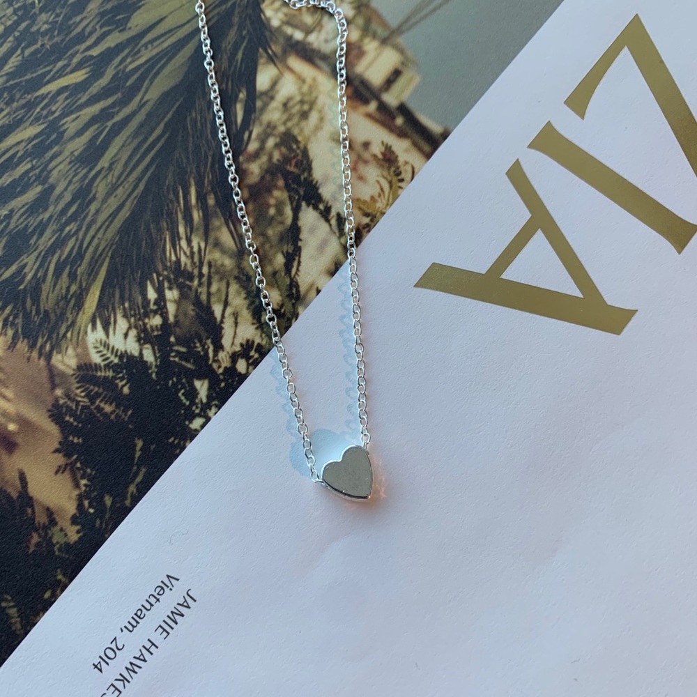 🆕✨ Simple Silver Heart Necklace